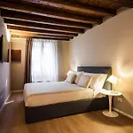 Myplace Centro Storico Apartment Padua