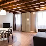 Apartment Myplace Centro Storico *