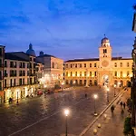 Myplace Centro Storico Apartment Padua
